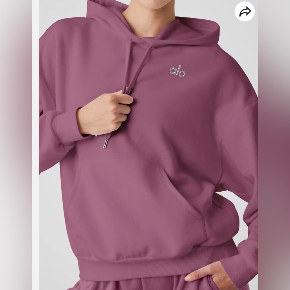 Alo Accolade hoodie XS. Soft mulberry limited color.